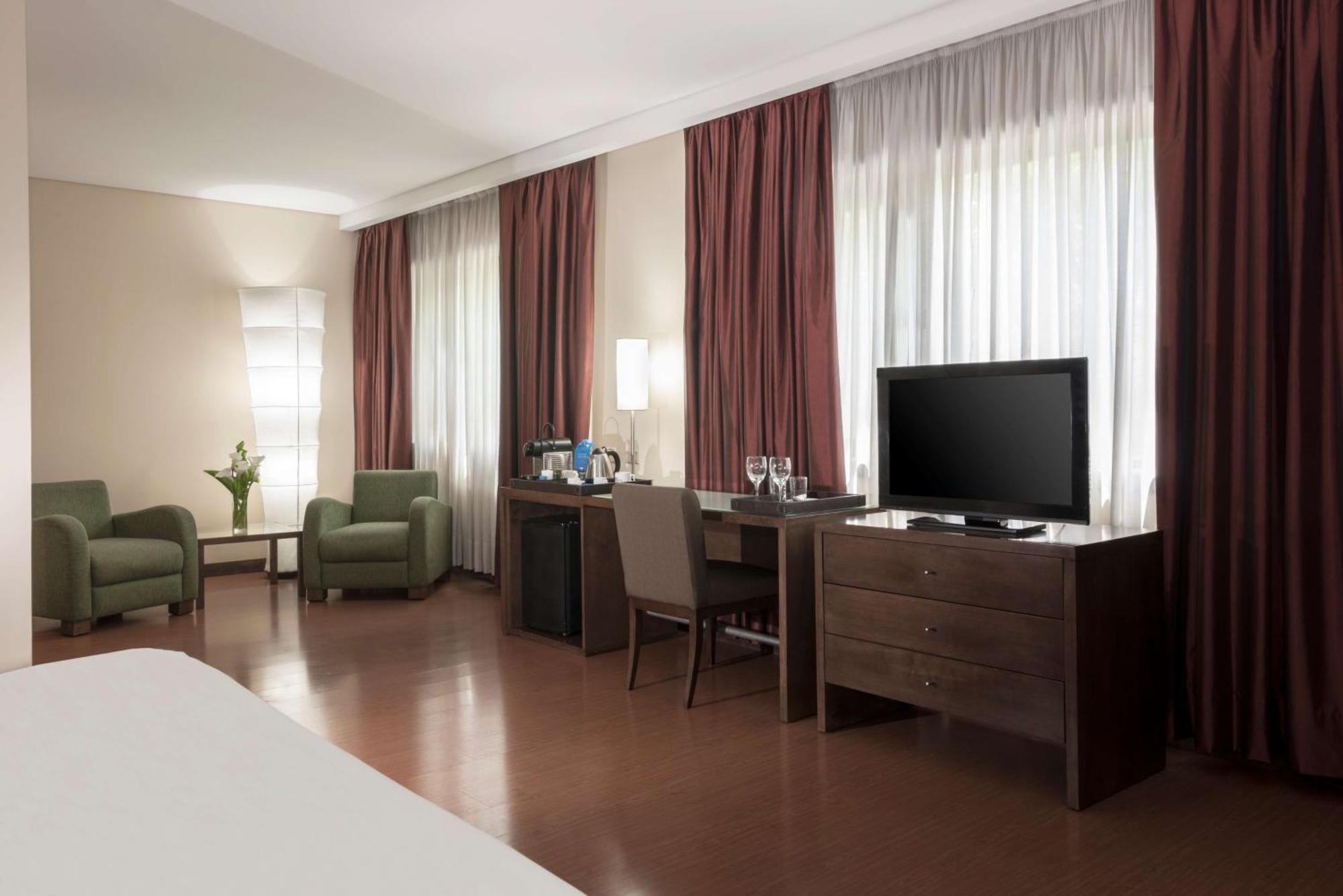 Nh Mendoza Cordillera Hotel Buitenkant foto